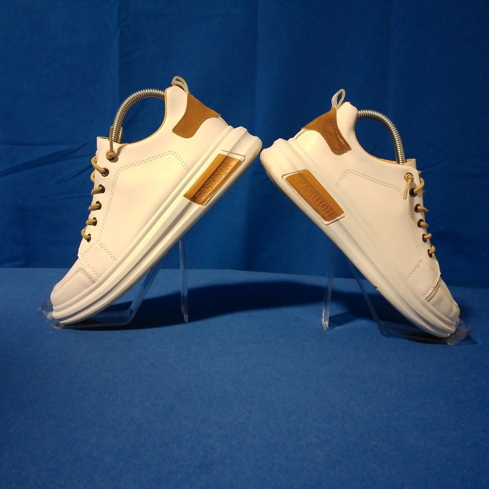 Fashion Sport Mens White Low Top Sneakers Tan Accents Casual Shoes Size 40 - Picture 2 of 8